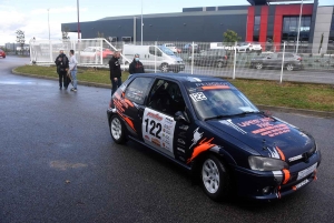 Beauzac : les voitures sont prêtes à entrer en piste sur le rallye du Val-d&#039;Ance