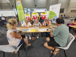 Sainte-Sigolène : le Forum des associations fait le plein au gymnase