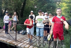 Sortie faune et flore des rivières pour les élèves de Grazac