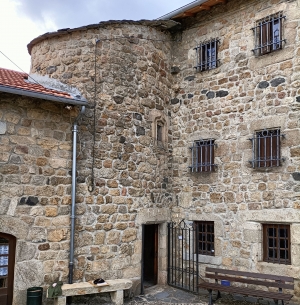 Saint-Maurice-de-Lignon : une visite au musée de Versilhac pour les résidents du Bel âge