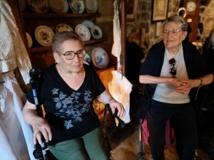 Saint-Maurice-de-Lignon : une visite au musée de Versilhac pour les résidents du Bel âge