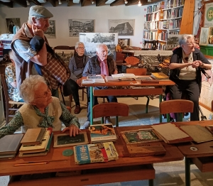 Saint-Maurice-de-Lignon : une visite au musée de Versilhac pour les résidents du Bel âge