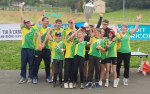 Tir à l&#039;arc : 17 podiums pour les Archers de la Jeune Loire à Aurec