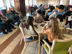 Bas-en-Basset : les écoliers de Louise-Michel à l’Ehpad Saint-Vincent