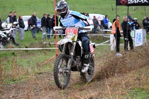 Bas-en-Basset : l&#039;enduro moto des régions en photos