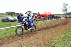 Bas-en-Basset : l&#039;enduro moto des régions en photos