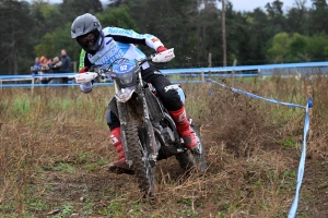 Bas-en-Basset : l&#039;enduro moto des régions en photos