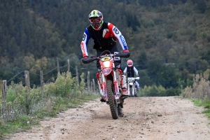 Bas-en-Basset : l&#039;enduro moto des régions en photos