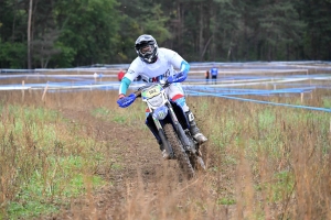 Bas-en-Basset : l&#039;enduro moto des régions en photos