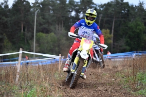 Bas-en-Basset : l&#039;enduro moto des régions en photos