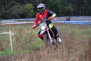 Bas-en-Basset : l&#039;enduro moto des régions en photos