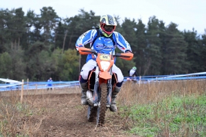 Bas-en-Basset : l&#039;enduro moto des régions en photos