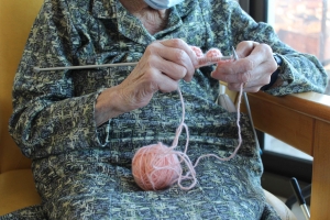 Yssingeaux : l&#039;hôpital a besoin de pelotes de laine pour son atelier tricot