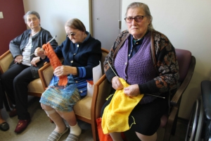 Yssingeaux : l&#039;hôpital a besoin de pelotes de laine pour son atelier tricot