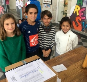 Devoir civique pour tous à l&#039;école Jean-de-La-Fontaine à Yssingeaux