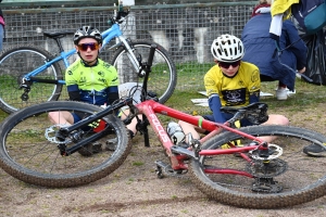 Sainte-Sigolène : les jeunes vététistes ont assuré le spectacle