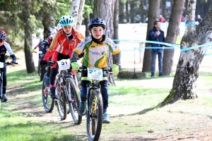 Sainte-Sigolène : les jeunes vététistes ont assuré le spectacle