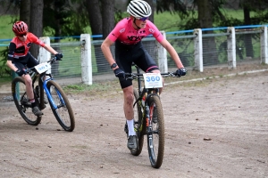 Sainte-Sigolène : les jeunes vététistes ont assuré le spectacle