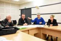 André Defour, maire, Franck Charreyron, architecte, Laurent Wauquiez, président de la Région Auvergne-Rhône-Alpes, et Caroline Di Vincenzo, conseillère régionale.