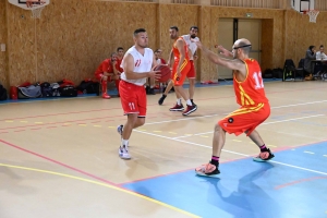 Basket : Saint-Just-Malmont arrache la victoire en prolongation contre Sainte-Sigolène/Monistrol