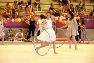 Monistrol-sur-Loire : le club de gym fête ses 30 ans sur le praticable