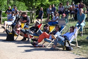 Dunières : musique et danse sur l&#039;esplanade de la Galoche