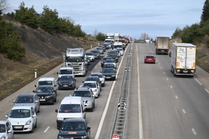 A Yssingeaux, les agriculteurs en colère réclament des paroles et des actes (vidéo)