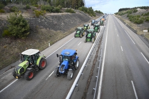 A Yssingeaux, les agriculteurs en colère réclament des paroles et des actes (vidéo)