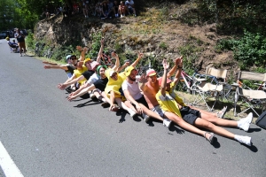 Tour de France : chaude ambiance dans la côte des Châtaigniers (photos)