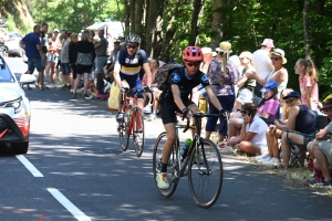 Tour de France : chaude ambiance dans la côte des Châtaigniers (photos)