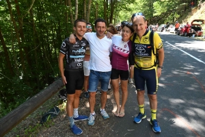 Tour de France : chaude ambiance dans la côte des Châtaigniers (photos)