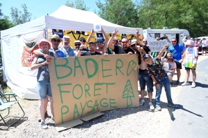 Tour de France : chaude ambiance dans la côte des Châtaigniers (photos)