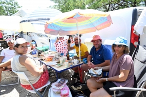 Tour de France : chaude ambiance dans la côte des Châtaigniers (photos)