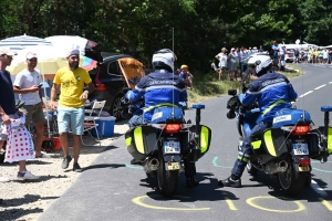 Tour de France : chaude ambiance dans la côte des Châtaigniers (photos)