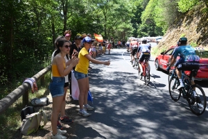 Tour de France : chaude ambiance dans la côte des Châtaigniers (photos)