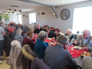 Fay-sur-Lignon : 38 convives au repas des aînés, 36 colis à distribuer