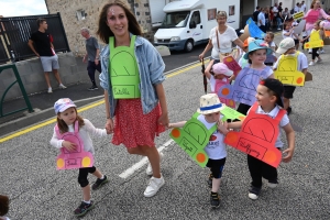 Sainte-Sigolène : près de 400 enfants défilent pour la kermesse de l&#039;école Saint-Joseph