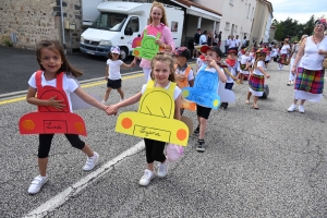 Sainte-Sigolène : près de 400 enfants défilent pour la kermesse de l&#039;école Saint-Joseph