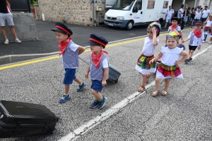 Sainte-Sigolène : près de 400 enfants défilent pour la kermesse de l&#039;école Saint-Joseph