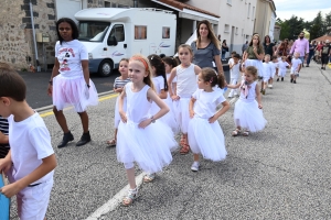 Sainte-Sigolène : près de 400 enfants défilent pour la kermesse de l&#039;école Saint-Joseph