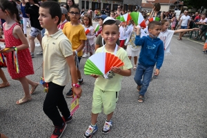 Sainte-Sigolène : près de 400 enfants défilent pour la kermesse de l&#039;école Saint-Joseph