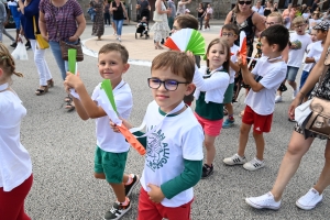 Sainte-Sigolène : près de 400 enfants défilent pour la kermesse de l&#039;école Saint-Joseph