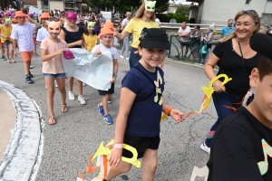 Sainte-Sigolène : près de 400 enfants défilent pour la kermesse de l&#039;école Saint-Joseph