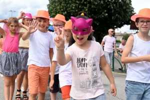 Sainte-Sigolène : près de 400 enfants défilent pour la kermesse de l&#039;école Saint-Joseph