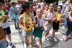 Sainte-Sigolène : près de 400 enfants défilent pour la kermesse de l&#039;école Saint-Joseph