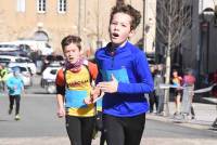 Monistrol-sur-Loire : 150 enfants lancent le Défi vellave (photos)