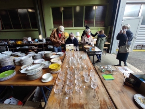 Monistrol-sur-Loire : la braderie des Amis du Grand Toukou bat son plein