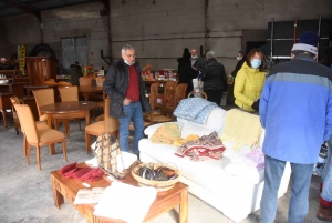 Monistrol-sur-Loire : la braderie des Amis du Grand Toukou bat son plein