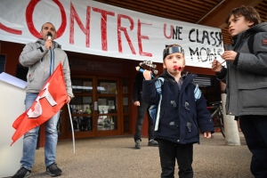 Monistrol-sur-Loire : une dernière action des parents de l&#039;école Albert-Jacquard avant le verdict