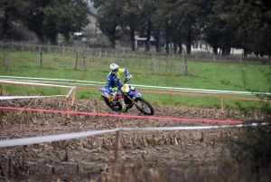 Bas-en-Basset : le 4e enduro moto en photos